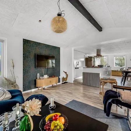 Tiina - 500m To The Inlet By Interhome *