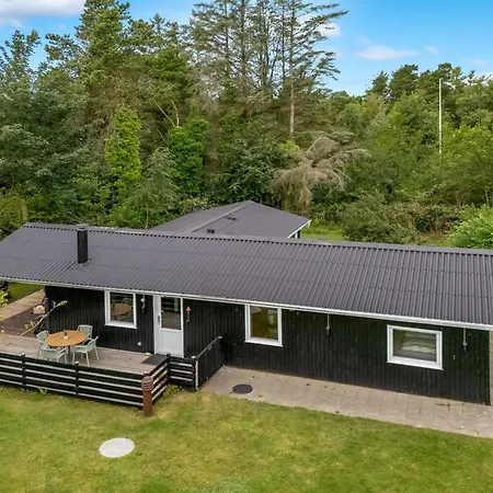 Tiina - 500m To The Fjord By Interhome *