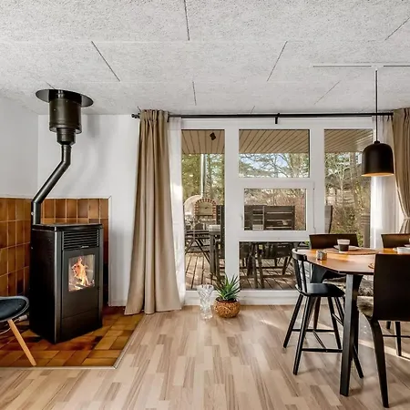 Tiina - 500m To The Fjord By Interhome *